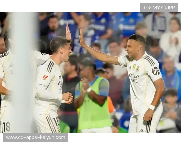 欧冠生死对决萨拉赫对阵姆巴佩 利物浦皇马谁能笑到最后 欧冠生死对决萨拉赫对阵姆巴佩 利物浦皇马谁能笑到最后