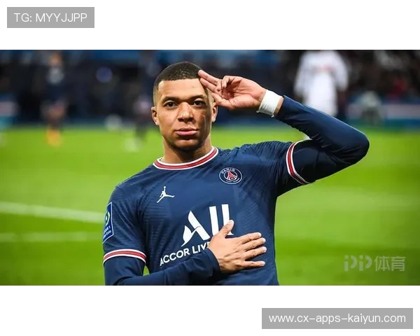 姆巴佩参加学术讨论会发表演讲，被媒体称为“球坛学者型球员”