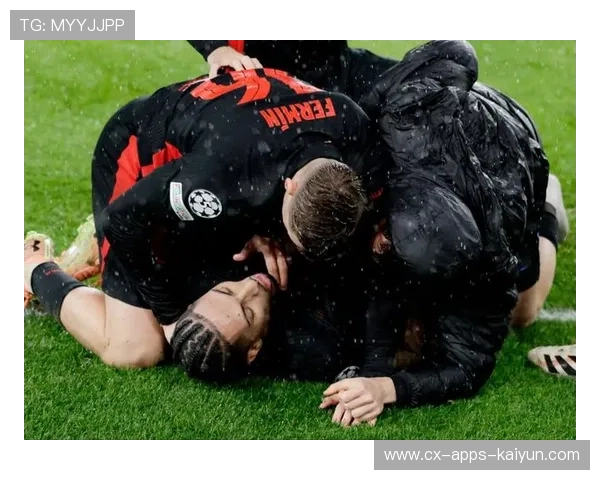 拉菲尼亚中路一脚撕裂马竞防线