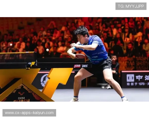 梁靖崑专注提升台内手感，连续完成高质量触球